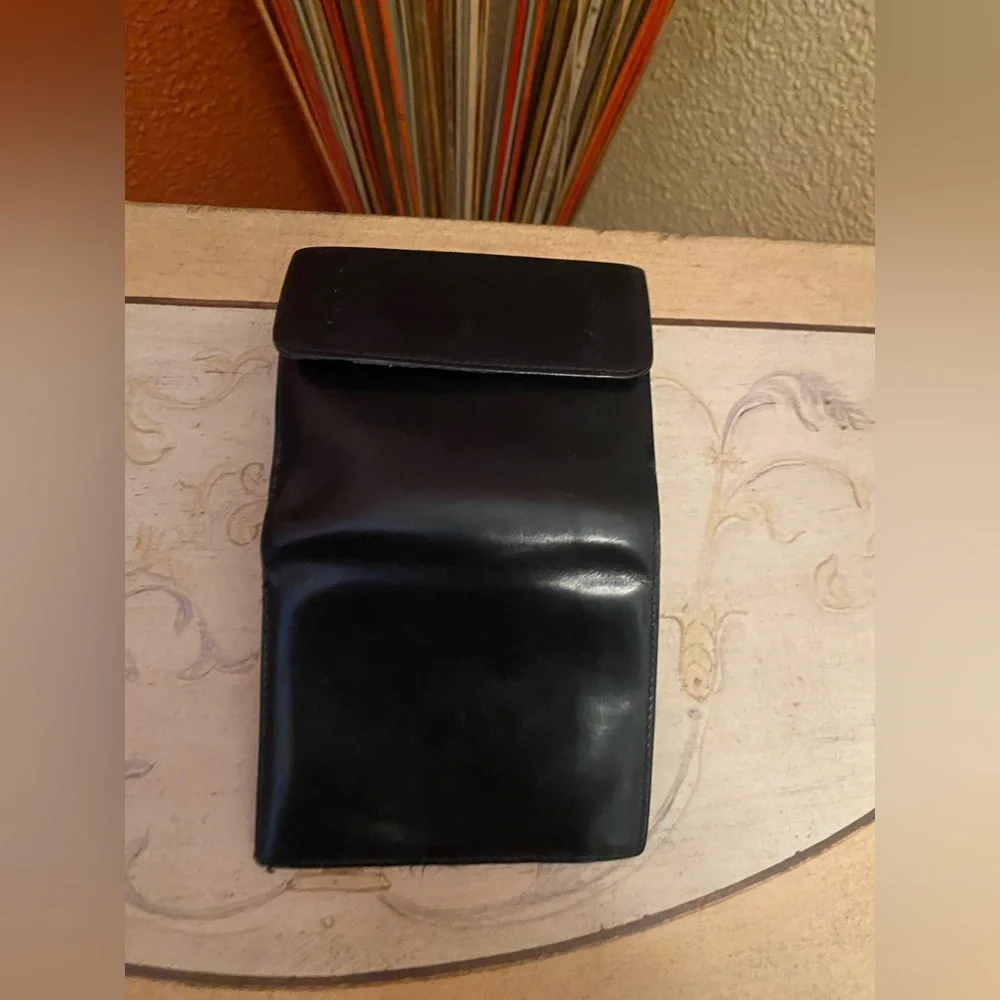 Gucci - VINTAGE - GUC - Black Leather Bifold Wallet - Tom Ford Era - Unisex